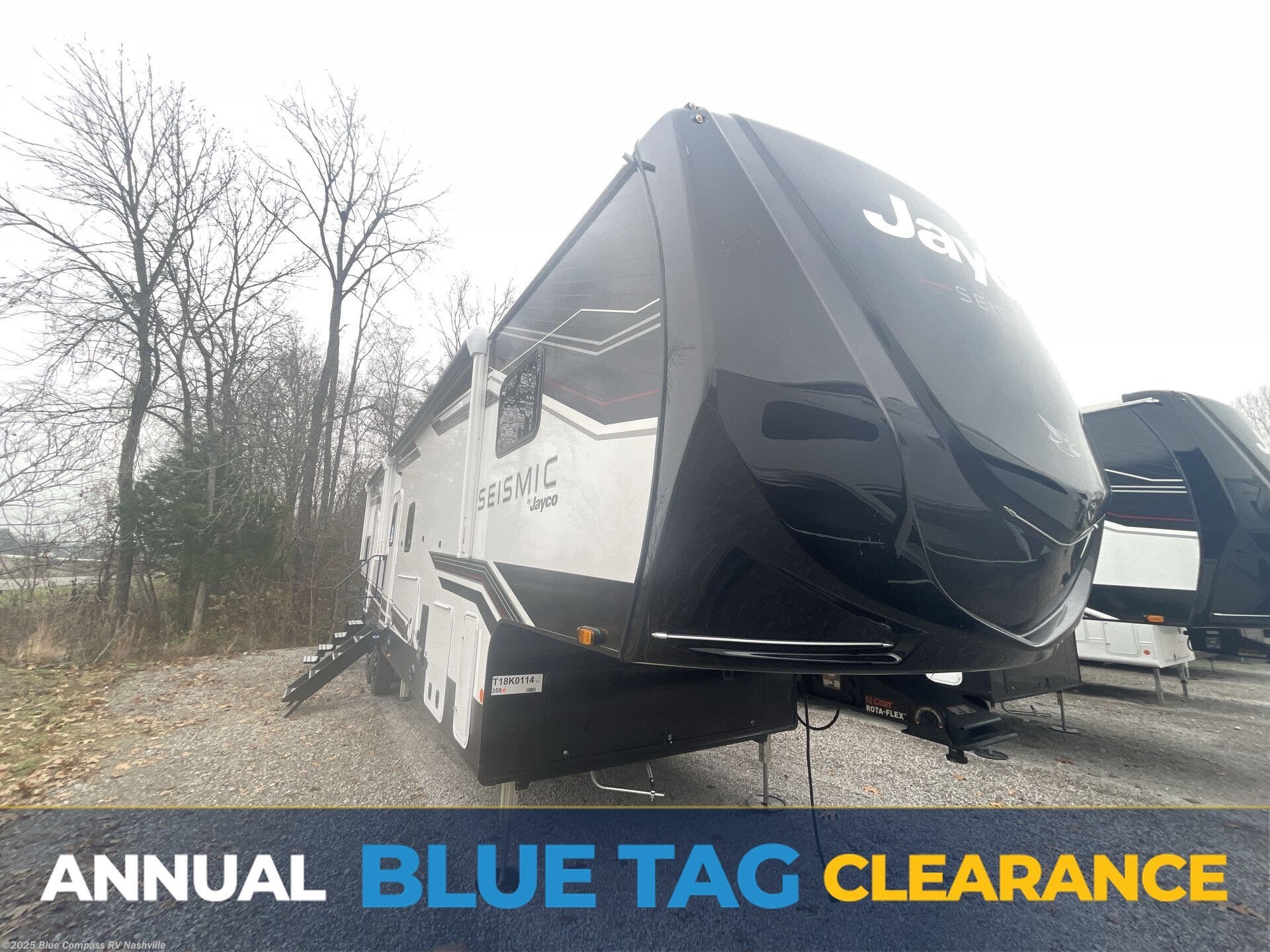 Email now about this 2026 Jayco Seismic 359! New 2026 Jayco Seismic 359 available in Lebanon, Tennessee