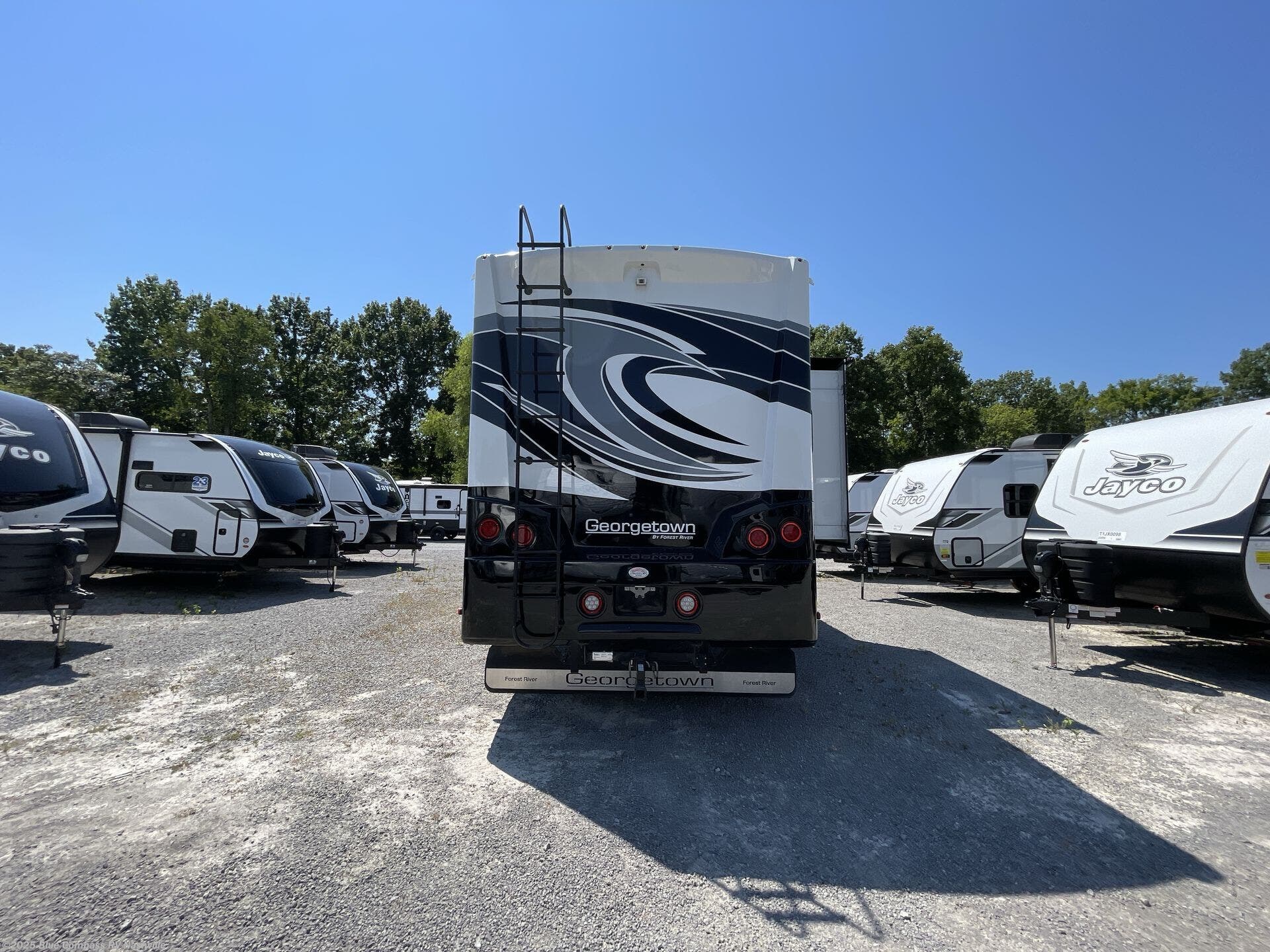 Contact us now about this 2019 Forest River Georgetown 369XL! 2019 Georgetown 369XL by Forest River from Blue Compass RV Nashville in Lebanon, Tennessee