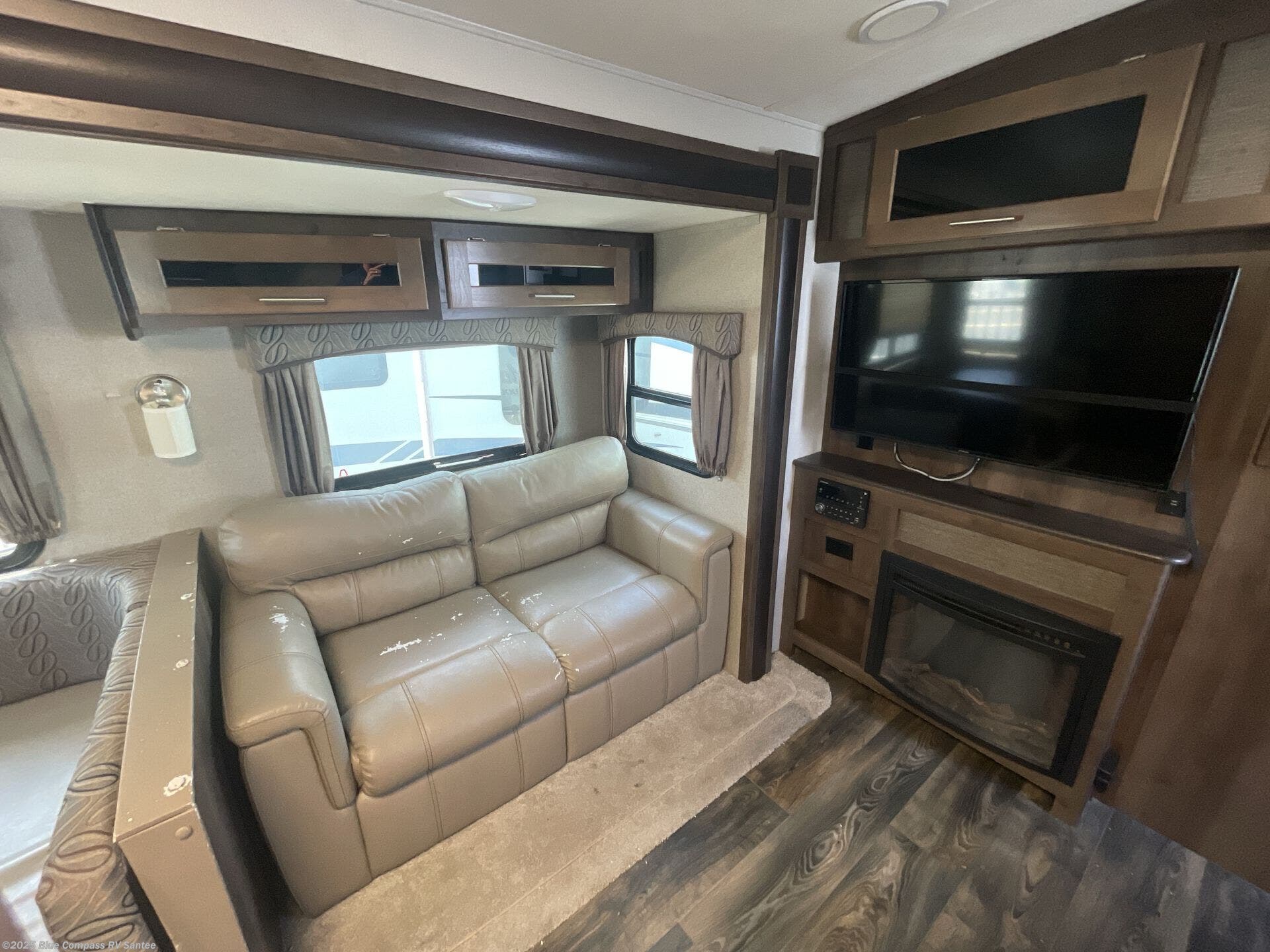 Contact us now about this 2018 Forest River Wildcat Maxx 28RKX! 2018 Wildcat Maxx 28RKX by Forest River from Blue Compass RV Santee in Santee, California
