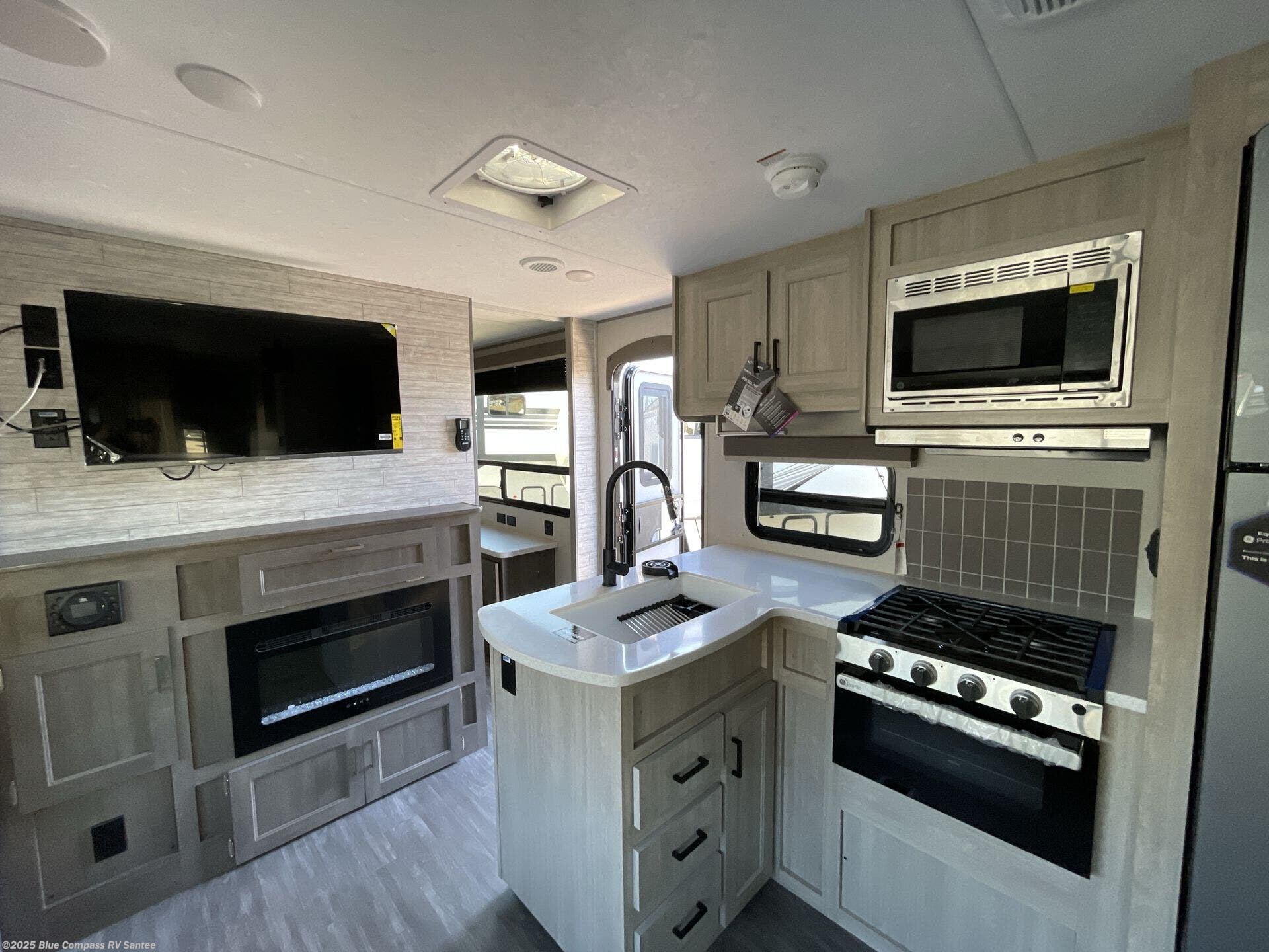 New 2026 Forest River Aurora 34BHTS available in Santee, California