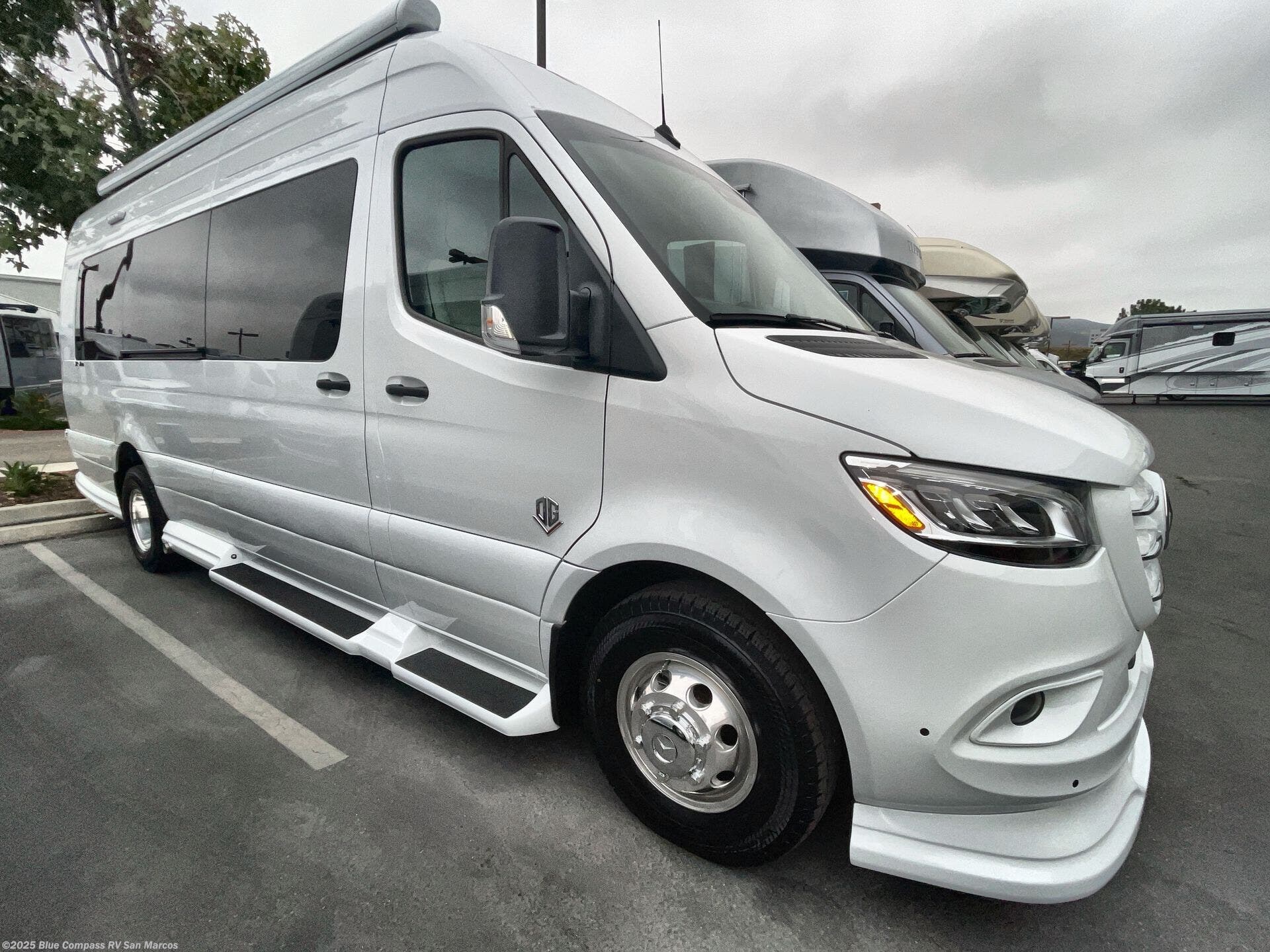Contact us now about this 2025 OGV Luxury Coach V-RV 5RL! 2025 V-RV 5RL by OGV Luxury Coach from Blue Compass RV San Marcos in San Marcos, California