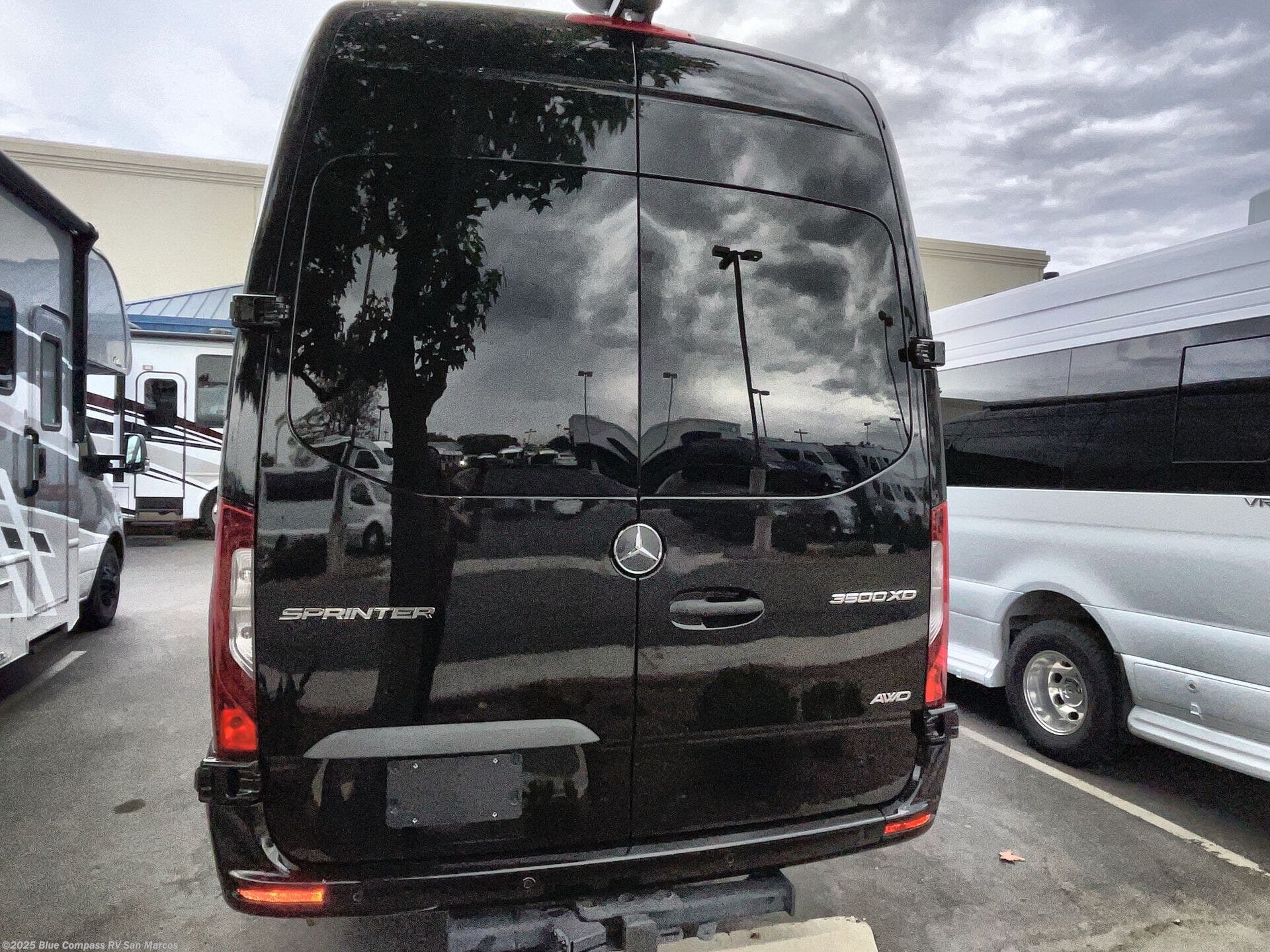 Used 2024 Midwest Luxe Cruiser D6 AWD available in San Marcos, California