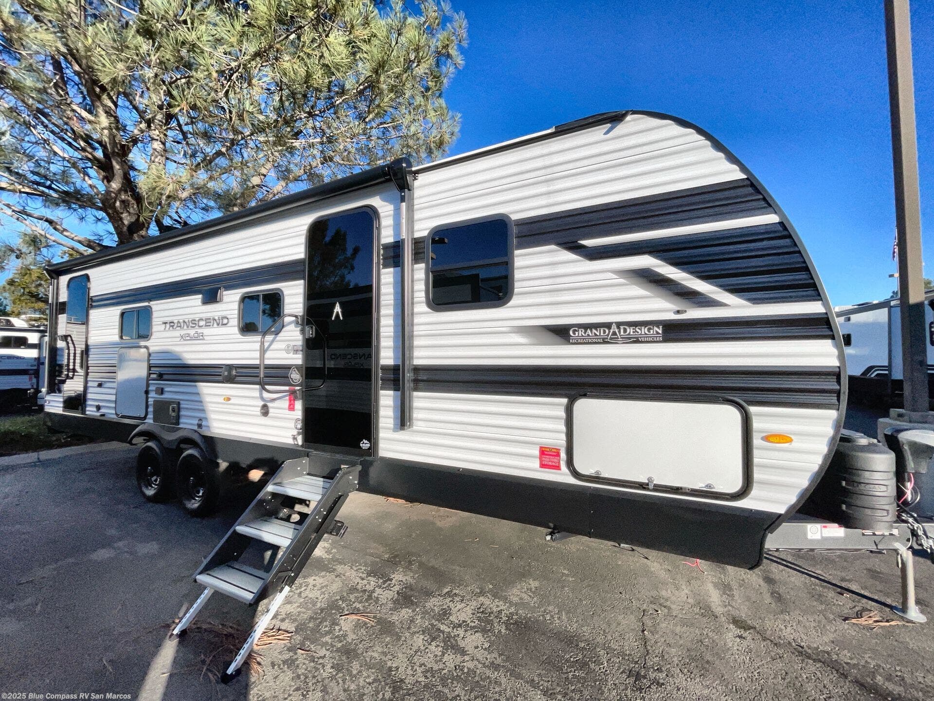 Contact us now about this 2026 Grand Design Transcend Xplor 27DBX! 2026 Transcend Xplor 27DBX by Grand Design from Blue Compass RV San Marcos in San Marcos, California