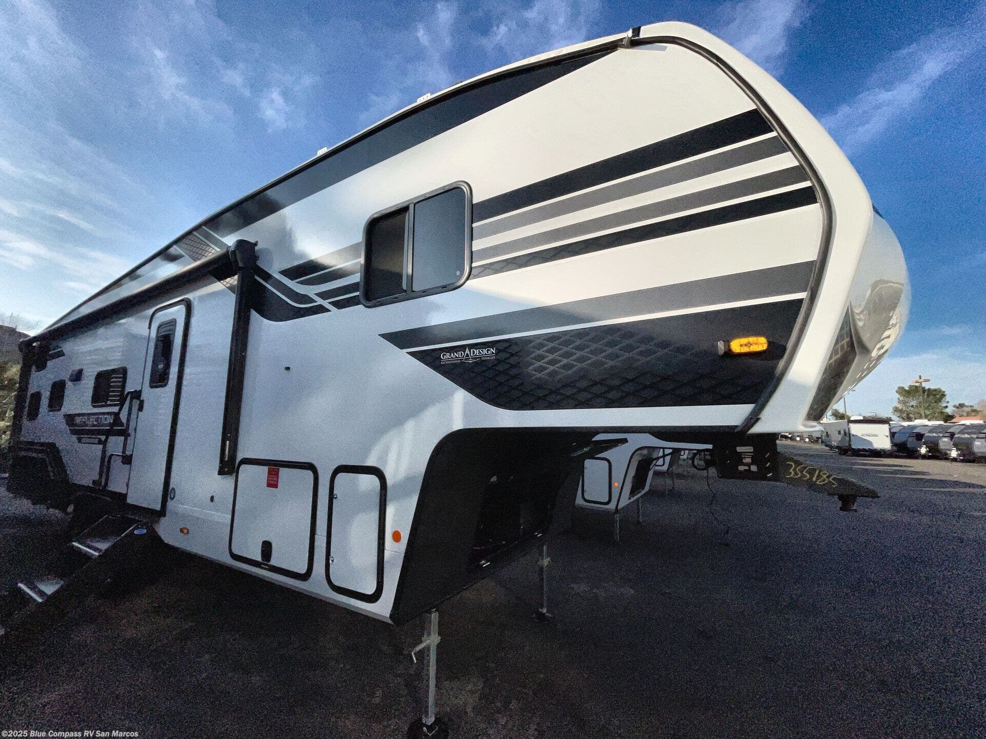Contact us now about this 2026 Grand Design Reflection 100 Series 27BH! 2026 Reflection 100 Series 27BH by Grand Design from Blue Compass RV San Marcos in San Marcos, California