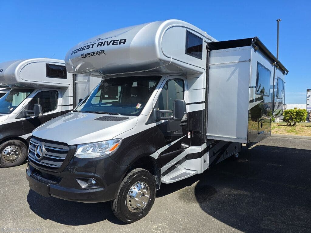 Contact us now about this 2026 Forest River Sunseeker MBS 2400DSB! 2026 Sunseeker MBS 2400DSB by Forest River from Poulsbo RV in Mount Vernon, Washington