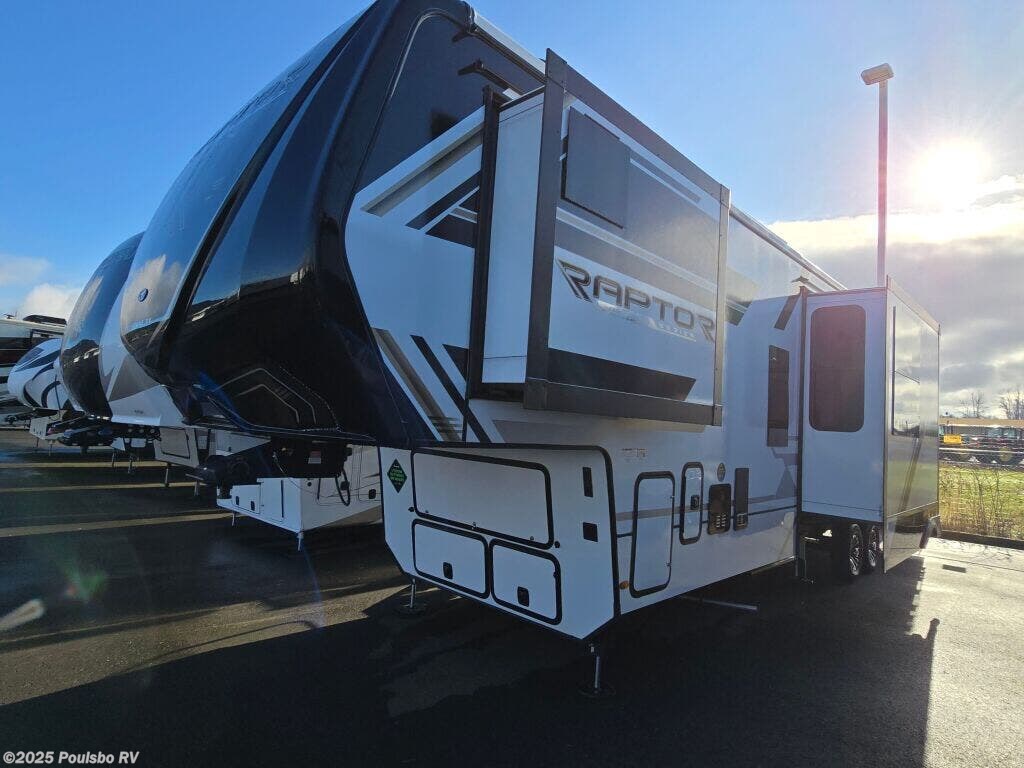 New 2025 Keystone Raptor Carbon 360 available in Mount Vernon, Washington