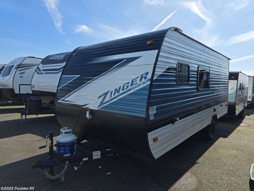 Call now about this 2025 CrossRoads Zinger Lite ZR18RK! 2025 CrossRoads Zinger Lite ZR18RK - New Travel Trailer For Sale by Poulsbo RV in Mount Vernon, Washington features Awning