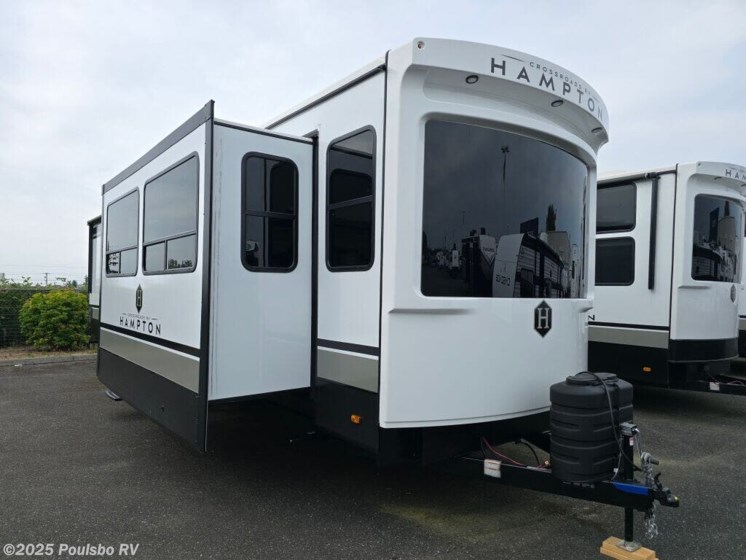 Email now about this 2026 CrossRoads Hampton HP372FDB! New 2026 CrossRoads Hampton HP372FDB available in Mount Vernon, Washington