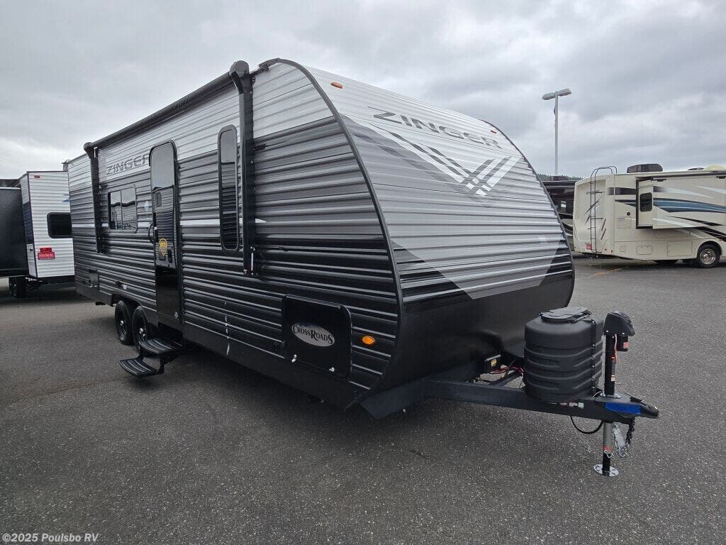 Call now about this 2026 CrossRoads Zinger Lite ZR252BH! 2026 CrossRoads Zinger Lite ZR252BH - New Travel Trailer For Sale by Poulsbo RV in Mount Vernon, Washington features Awning