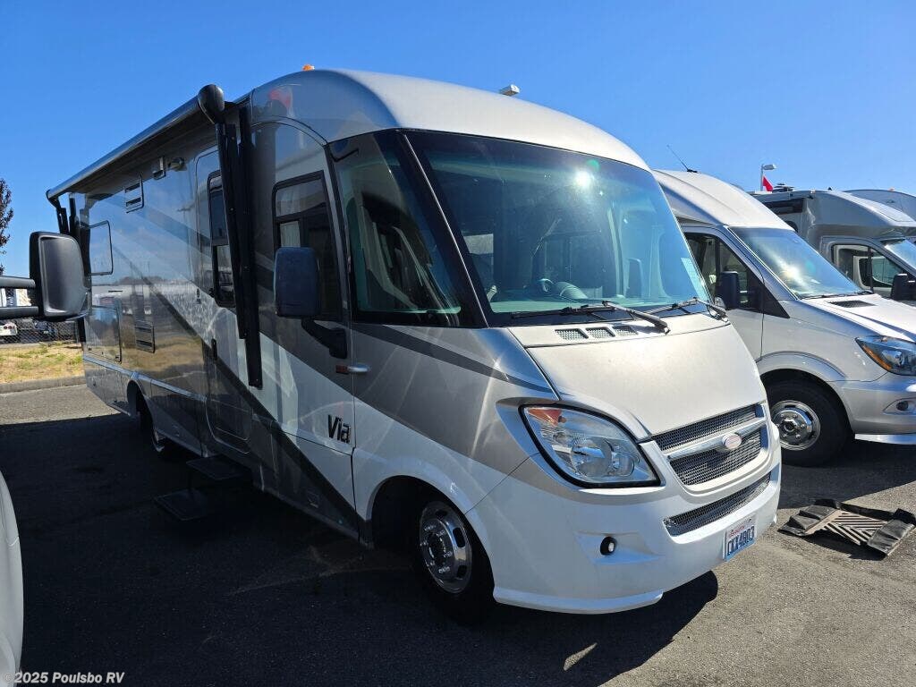 Email now about this 2010 Winnebago Via 25T! Used 2010 Winnebago Via 25T available in Mount Vernon, Washington
