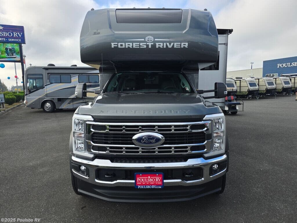 Call now about this 2026 East to West Bravado 29S! 2026 East to West Bravado 29S - New Class C For Sale by Poulsbo RV in Mount Vernon, Washington features Awning