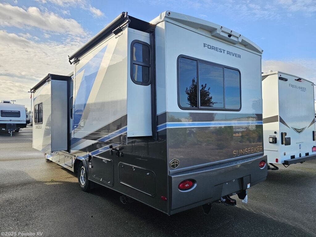 New 2026 Forest River Sunseeker Classic 2860DS available in Mount Vernon, Washington