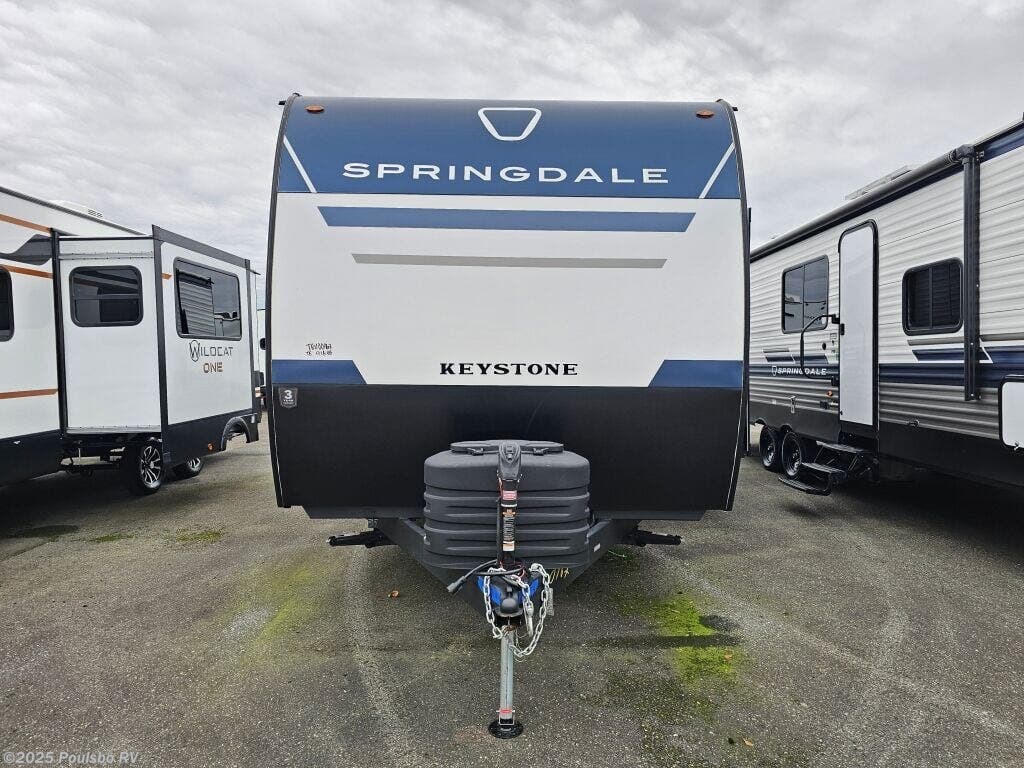 Call now about this 2026 Keystone Springdale Classic Double 244RBCWE! 2026 Keystone Springdale Classic Double 244RBCWE - New Travel Trailer For Sale by Poulsbo RV in Mount Vernon, Washington features Awning