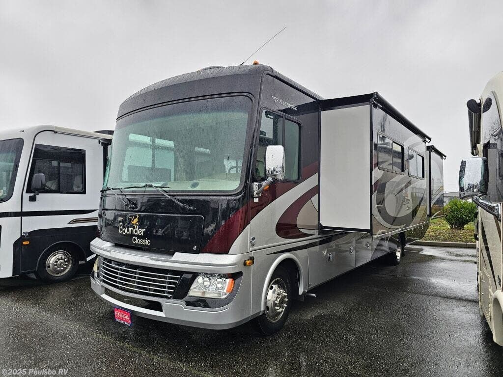 Contact us now about this 2012 Fleetwood Bounder Classic 36R! 2012 Bounder Classic 36R by Fleetwood from Poulsbo RV in Mount Vernon, Washington