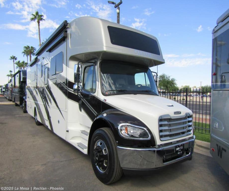 Email now about this 2026 Tiffin Allegro Bay 38BB! New 2026 Tiffin Allegro Bay 38BB available in Phoenix, Arizona