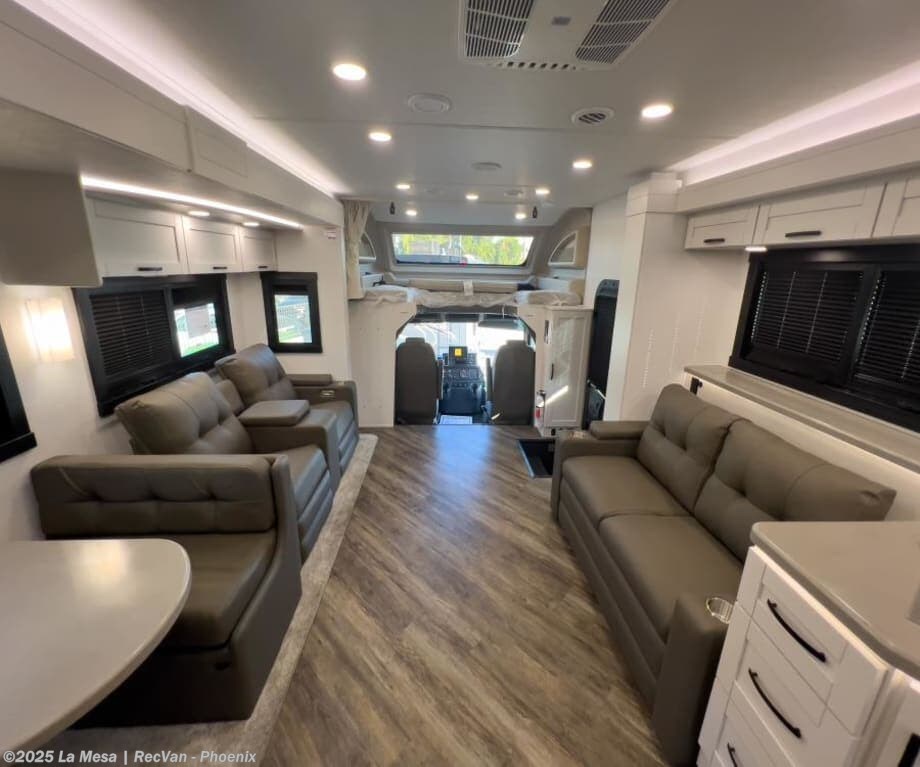 New 2026 Entegra Coach Accolade 37M available in Phoenix, Arizona