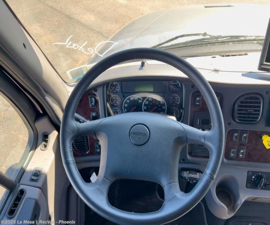 Contact us now about this 2023 Dynamax Corp Europa 31SS! 2023 Europa 31SS by Dynamax Corp from La Mesa | RecVan - Phoenix in Phoenix, Arizona