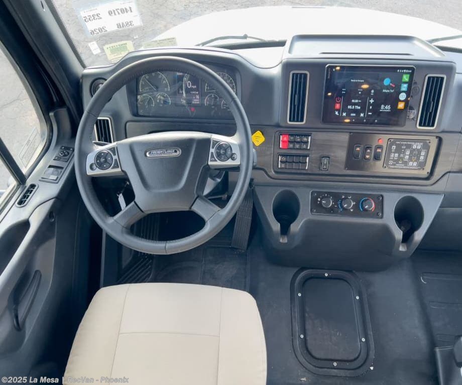 Call now about this 2026 Tiffin Allegro Bay 38AB! 2026 Tiffin Allegro Bay 38AB - New Class C For Sale by La Mesa | RecVan - Phoenix in Phoenix, Arizona