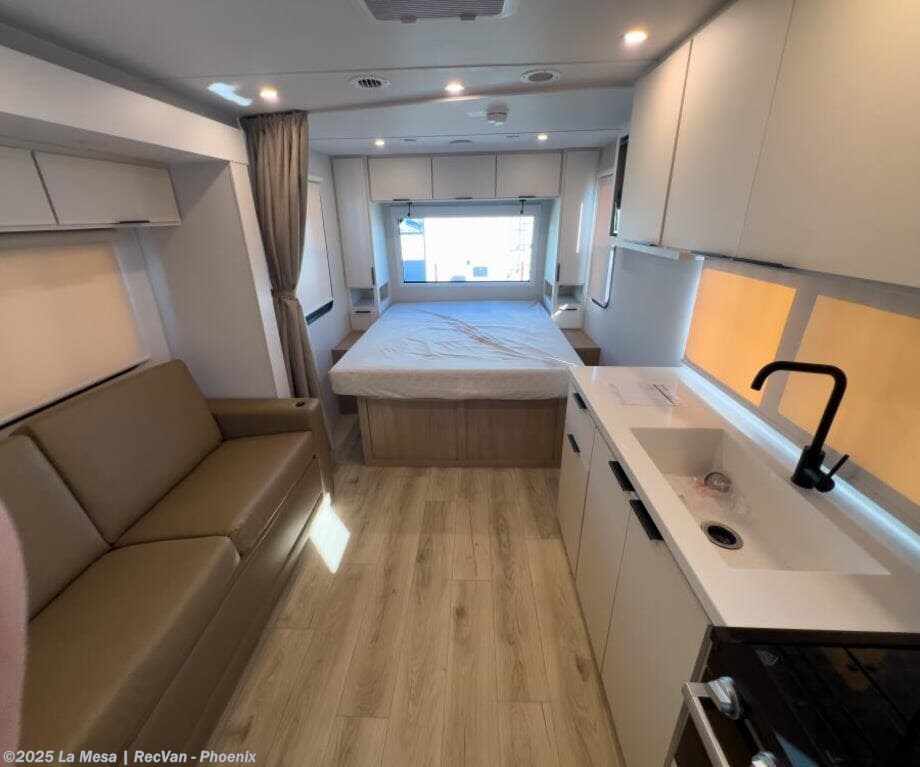 Call now about this 2026 Winnebago Thrive 18FBS! 2026 Winnebago Thrive 18FBS - New Travel Trailer For Sale by La Mesa | RecVan - Phoenix in Phoenix, Arizona