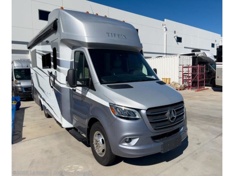 Email now about this 2026 Tiffin Wayfarer 25XLW! New 2026 Tiffin Wayfarer 25XLW available in Phoenix, Arizona