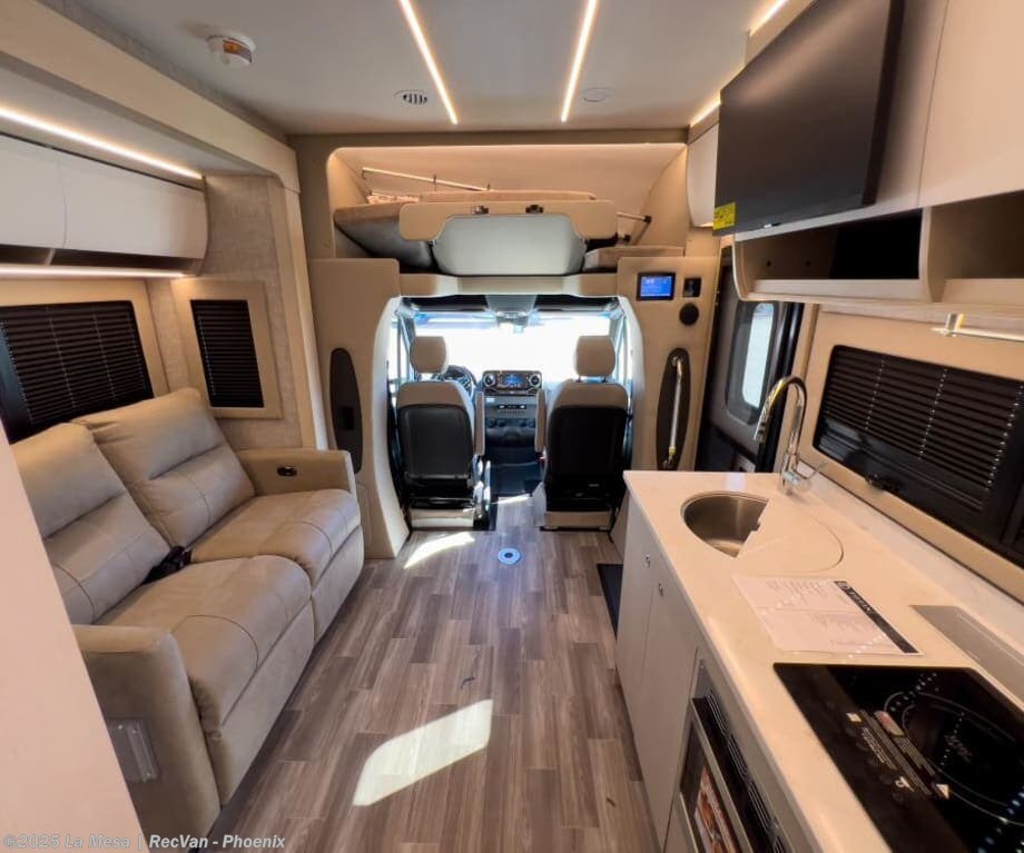 New 2026 Tiffin Wayfarer 25XLW available in Phoenix, Arizona