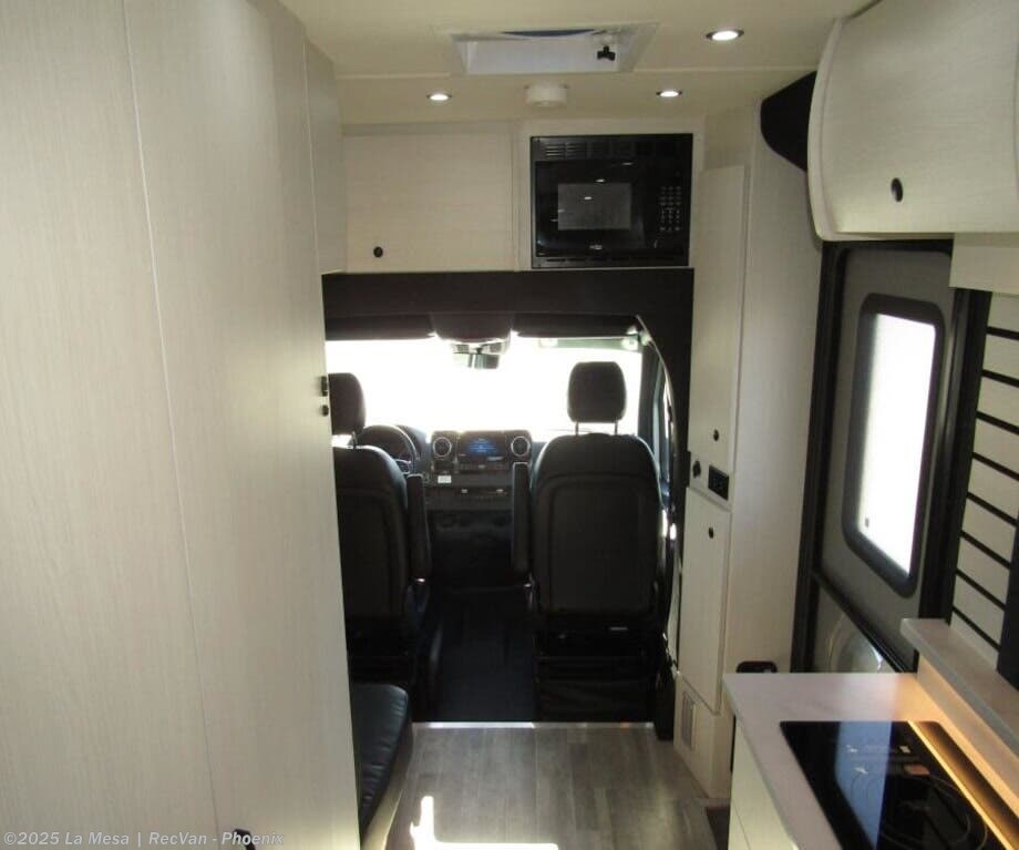 Contact us now about this 2025 Pleasure-Way Plateau XLRB! 2025 Plateau XLRB by Pleasure-Way from La Mesa | RecVan - Phoenix in Phoenix, Arizona