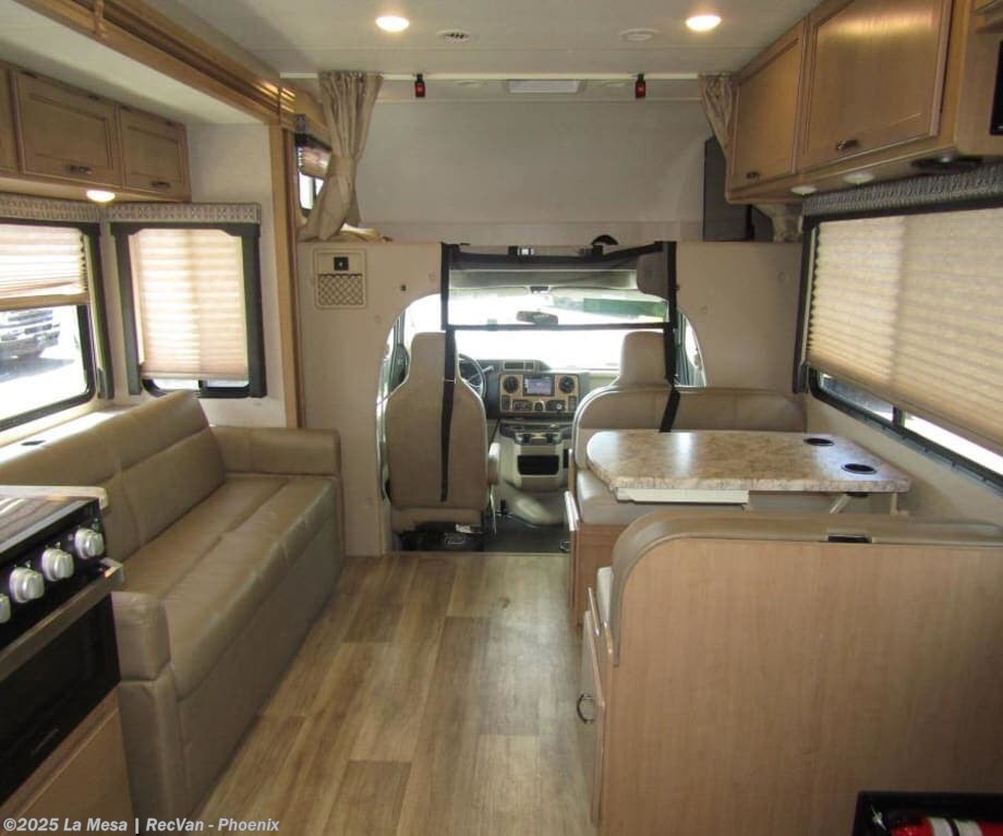 Contact us now about this 2020 Thor Motor Coach FOURWINDS 27R! 2020 FOURWINDS 27R by Thor Motor Coach from La Mesa | RecVan - Phoenix in Phoenix, Arizona