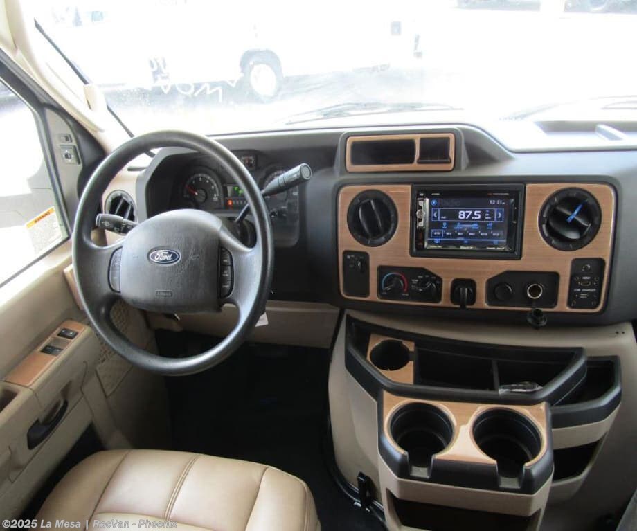 Call now about this 2020 Thor Motor Coach FOURWINDS 27R! 2020 Thor Motor Coach FOURWINDS 27R - Used Class C For Sale by La Mesa | RecVan - Phoenix in Phoenix, Arizona