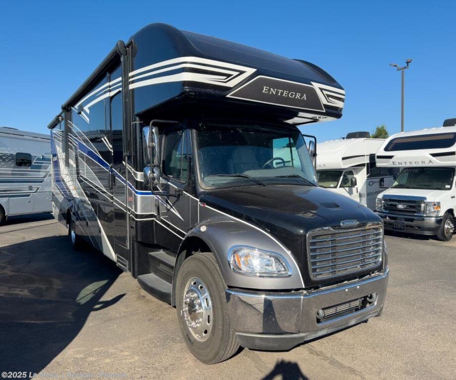Email now about this 2022 Entegra Coach Accolade 37TS! Used 2022 Entegra Coach Accolade 37TS available in Phoenix, Arizona