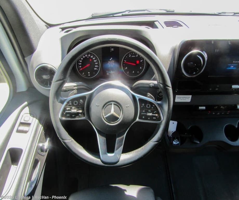 Contact us now about this 2020 Tiffin Wayfarer 24TW! 2020 Wayfarer 24TW by Tiffin from La Mesa | RecVan - Phoenix in Phoenix, Arizona