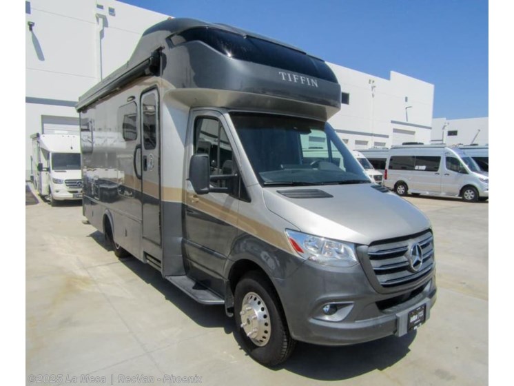 Email now about this 2020 Tiffin Wayfarer 24TW! Used 2020 Tiffin Wayfarer 24TW available in Phoenix, Arizona