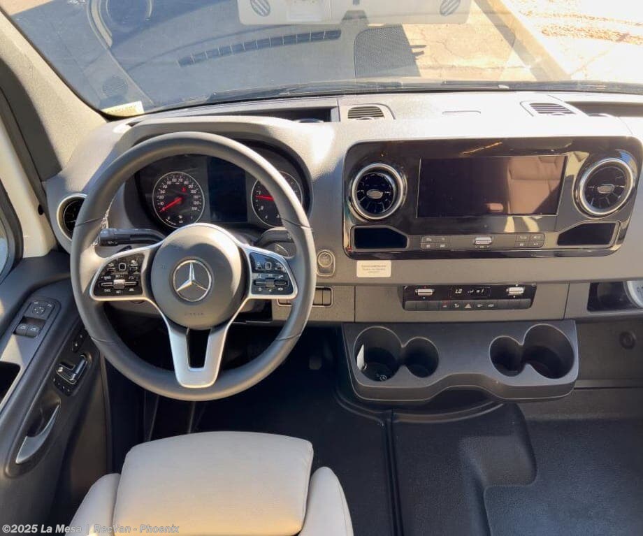 Call now about this 2026 Tiffin Wayfarer 25XLW! 2026 Tiffin Wayfarer 25XLW - New Class C For Sale by La Mesa | RecVan - Phoenix in Phoenix, Arizona