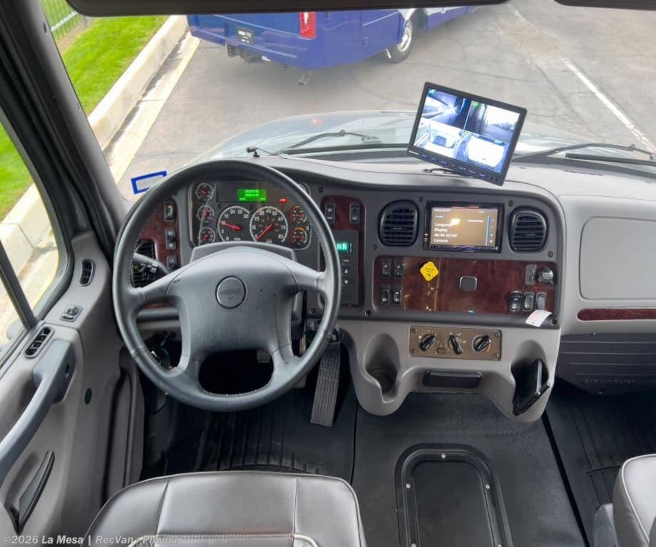 Call now about this 2022 Dynamax Corp Europa 31SS! 2022 Dynamax Corp Europa 31SS - Used Class A For Sale by La Mesa | RecVan - Phoenix in Phoenix, Arizona