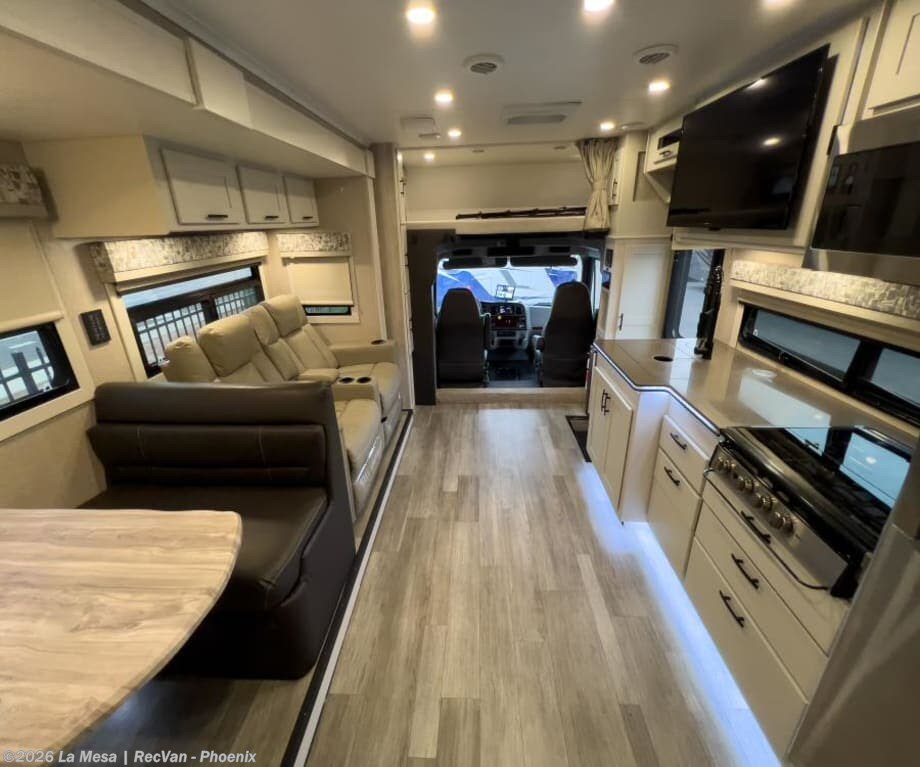 Used 2022 Dynamax Corp Europa 31SS available in Phoenix, Arizona