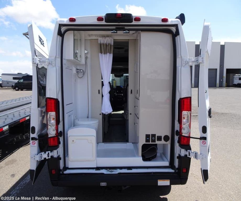 Call now about this 2026 Thor Motor Coach Rize 18G! 2026 Thor Motor Coach Rize 18G - New Class B For Sale by La Mesa | RecVan - Albuquerque in Albuquerque, New Mexico