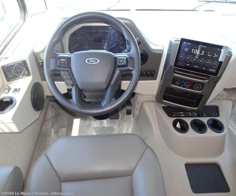 Call now about this 2023 Thor Motor Coach Windsport 29M! 2023 Thor Motor Coach Windsport 29M - Used Class A For Sale by La Mesa | RecVan - Albuquerque in Albuquerque, New Mexico