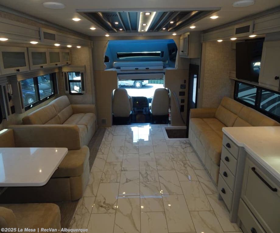 Contact us now about this 2024 Tiffin Allegro Bay 38AB! 2024 Allegro Bay 38AB by Tiffin from La Mesa | RecVan - Albuquerque in Albuquerque, New Mexico