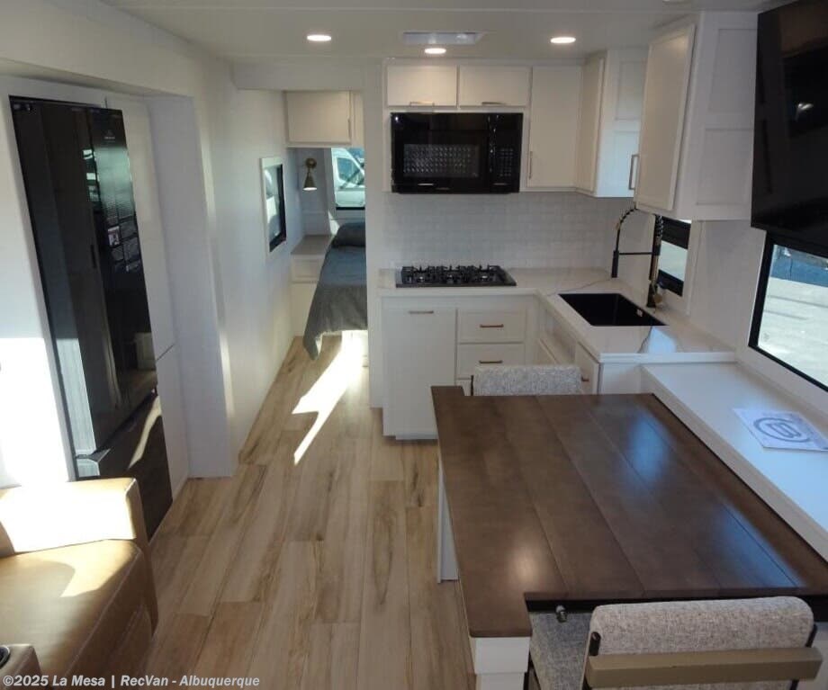 Contact us now about this 2026 Brinkley RV Model I 265! 2026 Model I 265 by Brinkley RV from La Mesa | RecVan - Albuquerque in Albuquerque, New Mexico