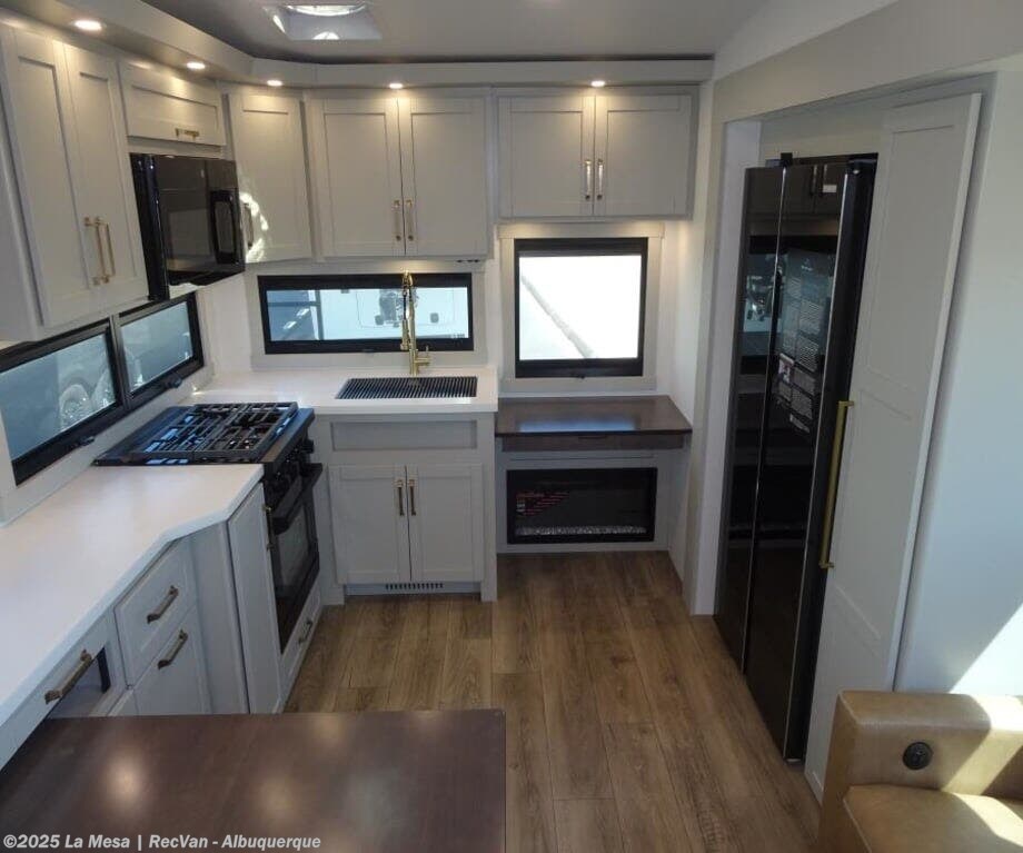 Call now about this 2026 Brinkley RV Model Z 2680! 2026 Brinkley RV Model Z 2680 - New Fifth Wheel For Sale by La Mesa | RecVan - Albuquerque in Albuquerque, New Mexico