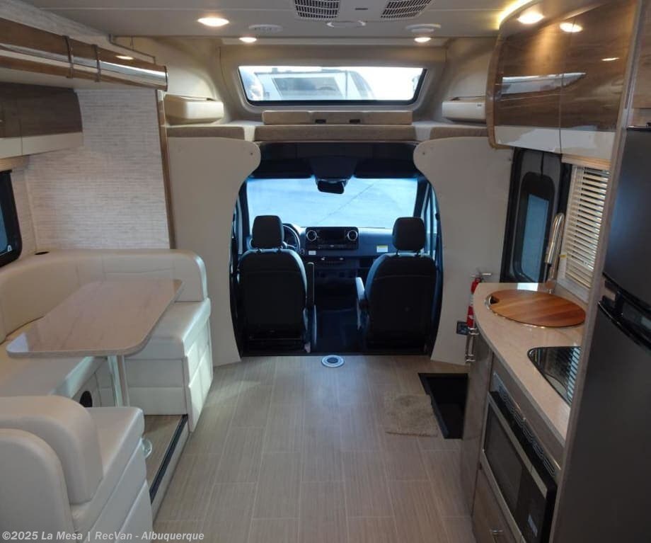Contact us now about this 2024 Jayco Melbourne 24LP! 2024 Melbourne 24LP by Jayco from La Mesa | RecVan - Albuquerque in Albuquerque, New Mexico