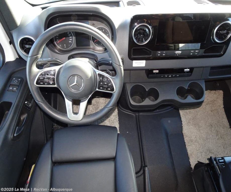 Call now about this 2024 Jayco Melbourne 24LP! 2024 Jayco Melbourne 24LP - Used Class C For Sale by La Mesa | RecVan - Albuquerque in Albuquerque, New Mexico