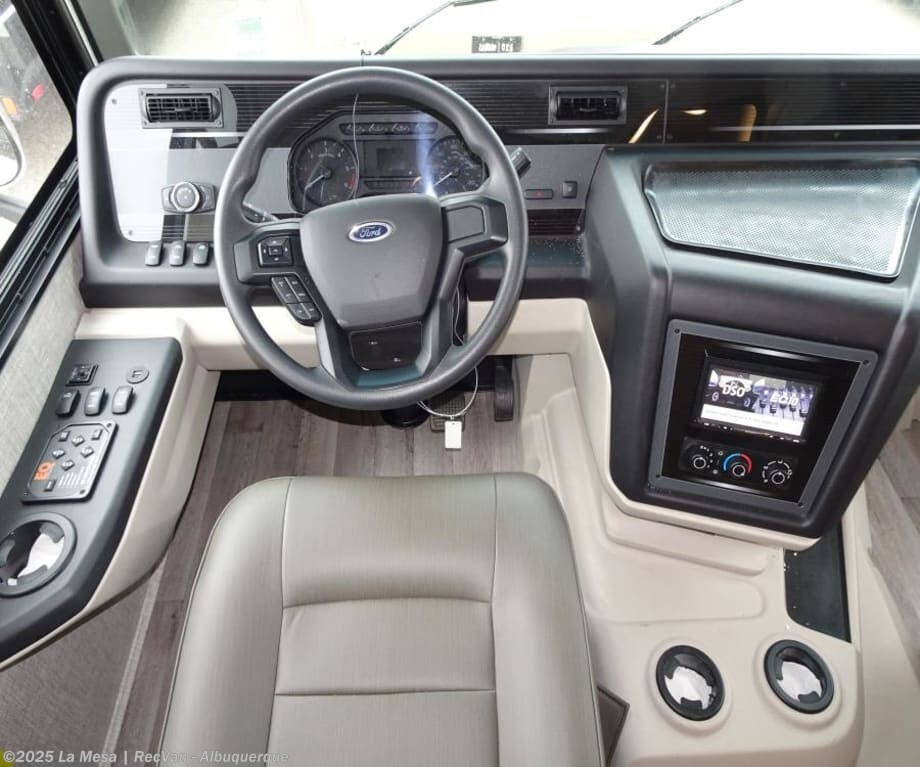 Call now about this 2023 Jayco Precept 31UL! 2023 Jayco Precept 31UL - Used Class A For Sale by La Mesa | RecVan - Albuquerque in Albuquerque, New Mexico