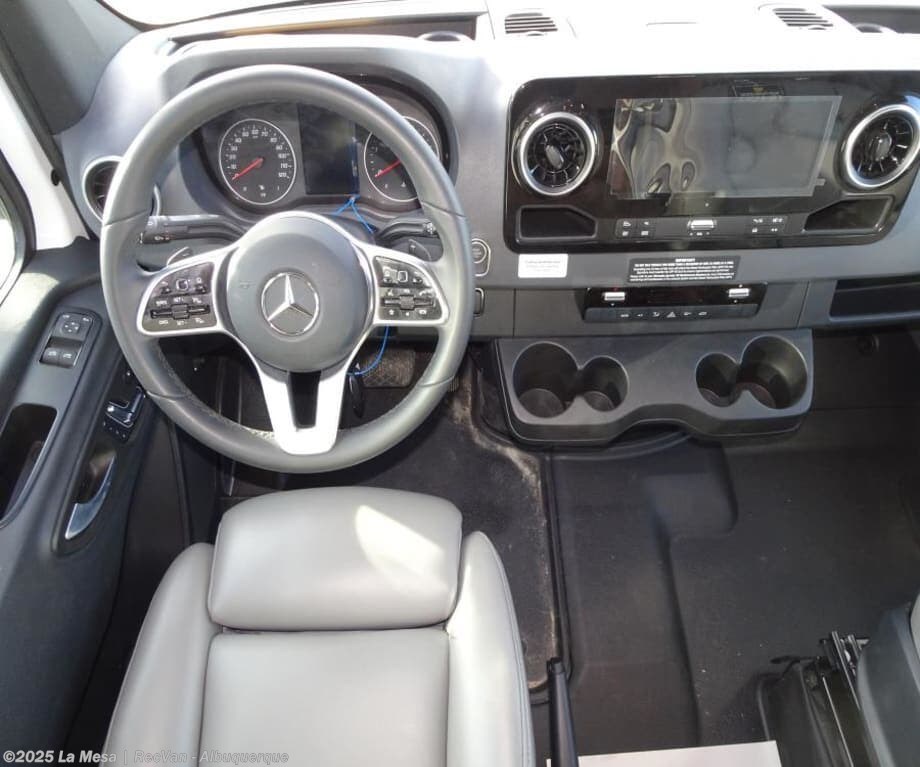 Call now about this 2025 Grand Design Lineage Series M 25FW-FBP! 2025 Grand Design Lineage Series M 25FW-FBP - New Class C For Sale by La Mesa | RecVan - Albuquerque in Albuquerque, New Mexico