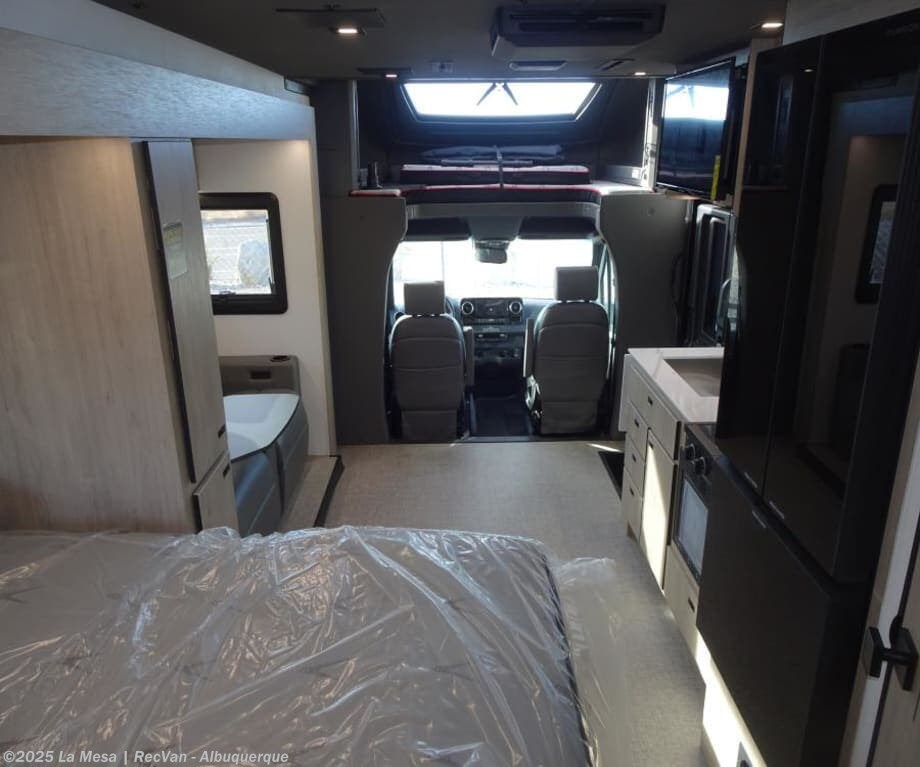 Contact us now about this 2025 Grand Design Lineage Series M 25FW-FBP! 2025 Lineage Series M 25FW-FBP by Grand Design from La Mesa | RecVan - Albuquerque in Albuquerque, New Mexico