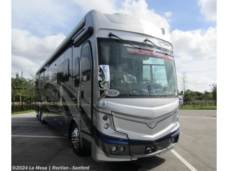 New 2024 Fleetwood Discovery LXE 44S-LXE available in Sanford, Florida