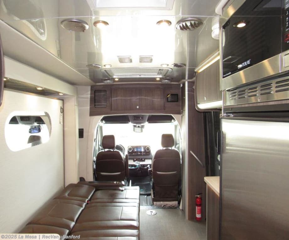 Contact us now about this 2021 Airstream Atlas MURPHY SUITE! 2021 Atlas MURPHY SUITE by Airstream from La Mesa | RecVan - Sanford in Sanford, Florida