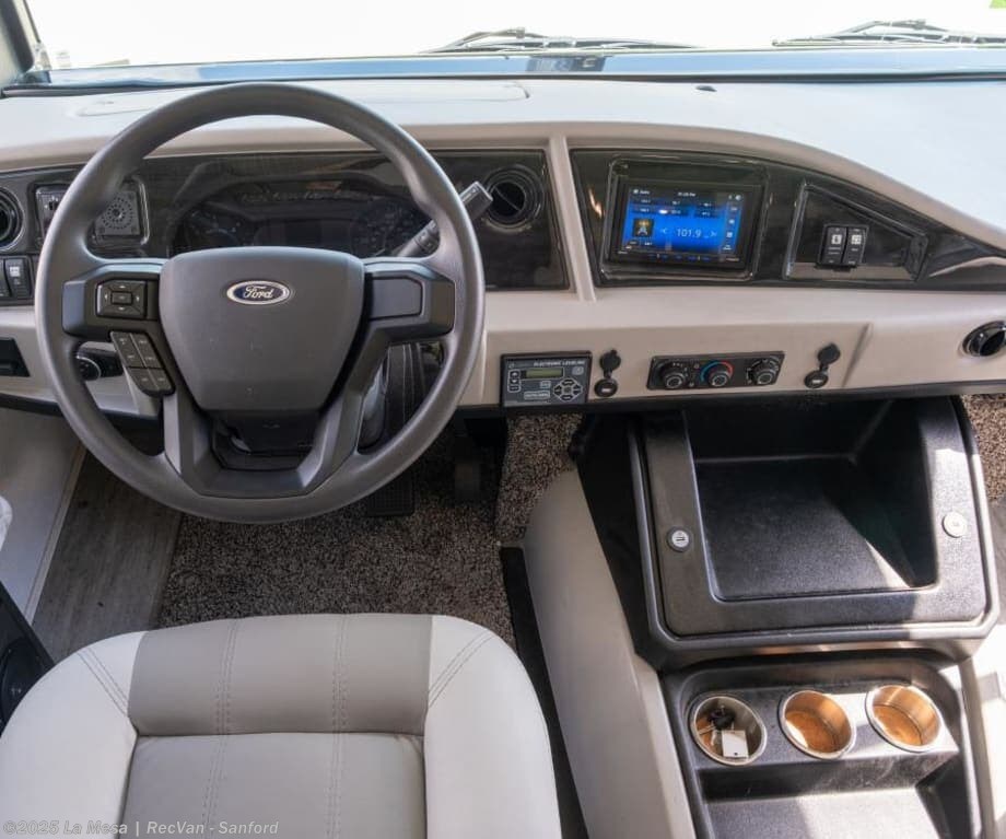 Call now about this 2024 Fleetwood Flair 32N! 2024 Fleetwood Flair 32N - Used Class A For Sale by La Mesa | RecVan - Sanford in Sanford, Florida