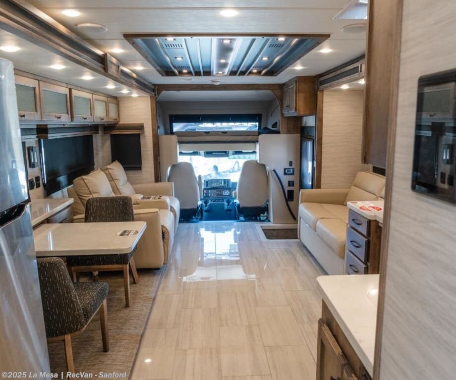 Contact us now about this 2026 Tiffin Allegro Bay 38AB! 2026 Allegro Bay 38AB by Tiffin from La Mesa | RecVan - Sanford in Sanford, Florida
