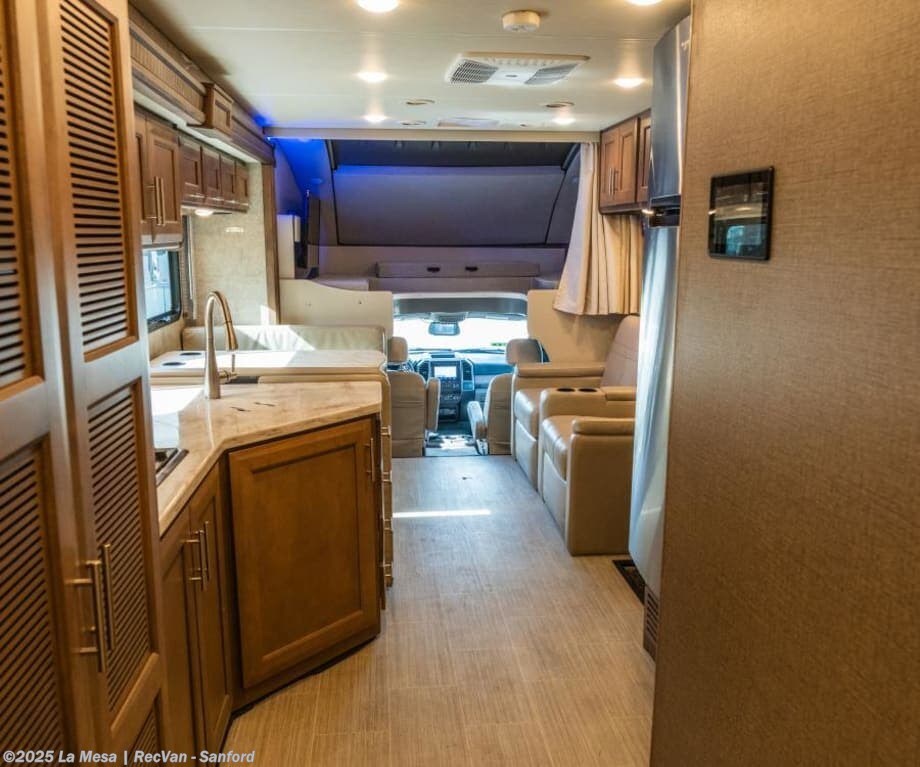 Contact us now about this 2022 Thor Motor Coach Magnitude BT36! 2022 Magnitude BT36 by Thor Motor Coach from La Mesa | RecVan - Sanford in Sanford, Florida