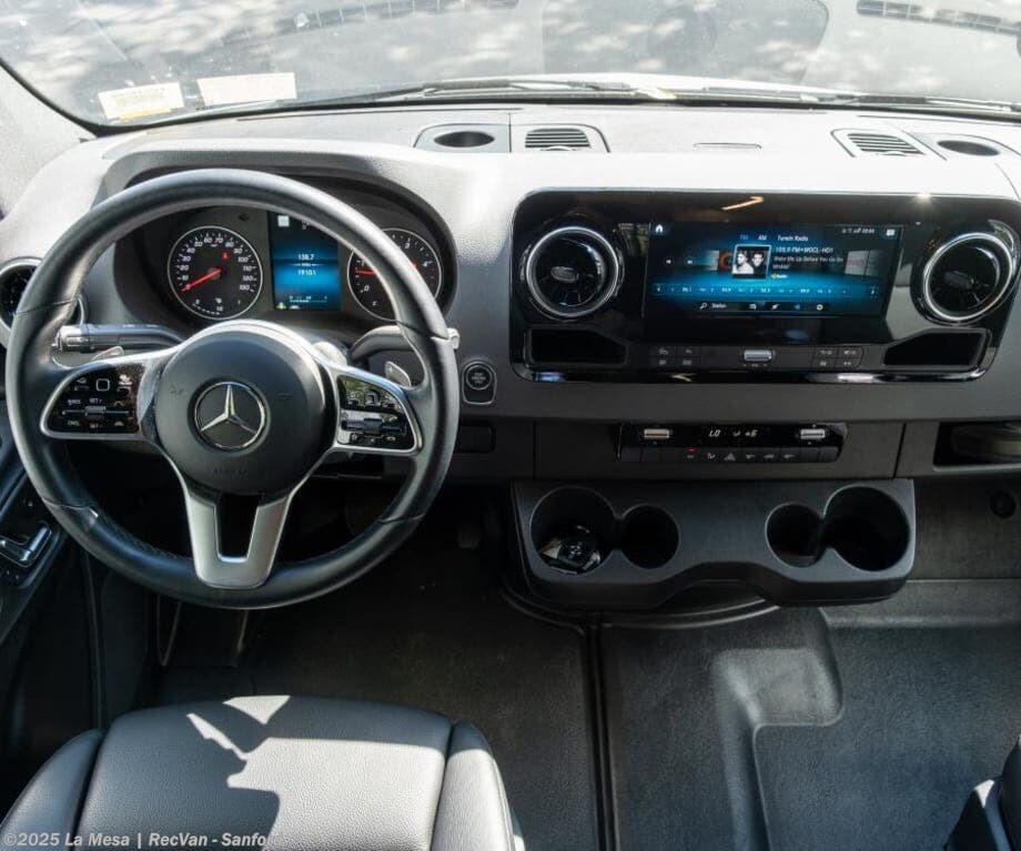 Contact us now about this 2023 Entegra Coach Launch 19Y! 2023 Launch 19Y by Entegra Coach from La Mesa | RecVan - Sanford in Sanford, Florida